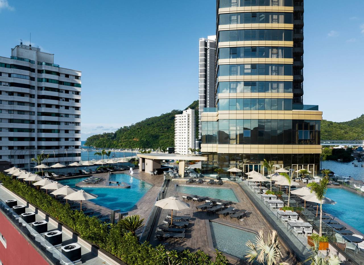 Yachthouse by Pininfarina — Barra Sul · Balneário Camboriú